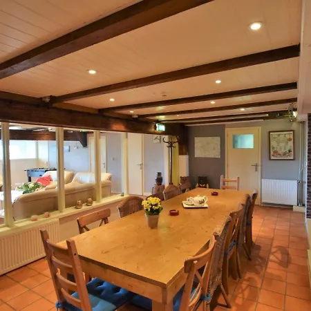 Quaint Farmhouse Near River In Oosterwijk Holiday home Leerdam