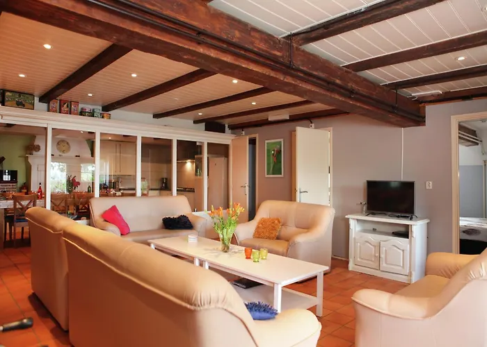 Farmhouse In Oosterwijk By River Linge Holiday home