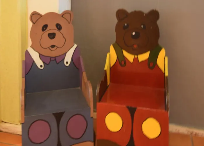 Farmhouse In Oosterwijk By River Linge Holiday home