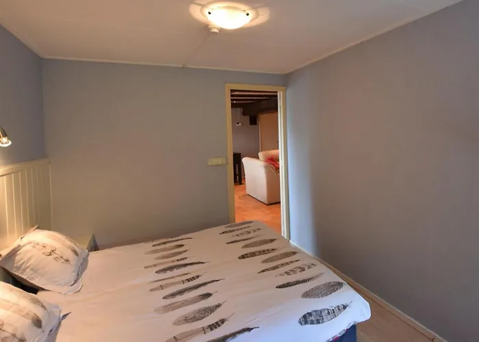 Farmhouse In Oosterwijk By River Linge Holiday home Leerdam