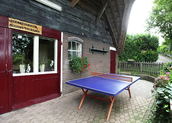 Farmhouse In Oosterwijk By River Linge *